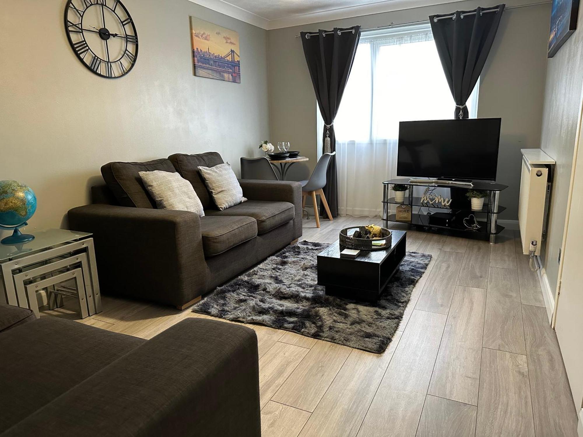Modern Cosy Warm Home With Free Parking Chelmsford Exterior foto